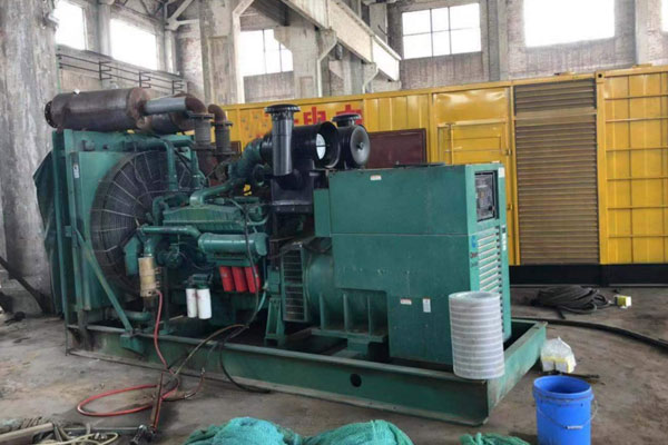 桂阳发电机组的空气滤清器应该如何保养？